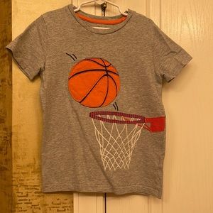 Mini Boden shirt size 7-8 GUC. Basketball 🏀 Shirt